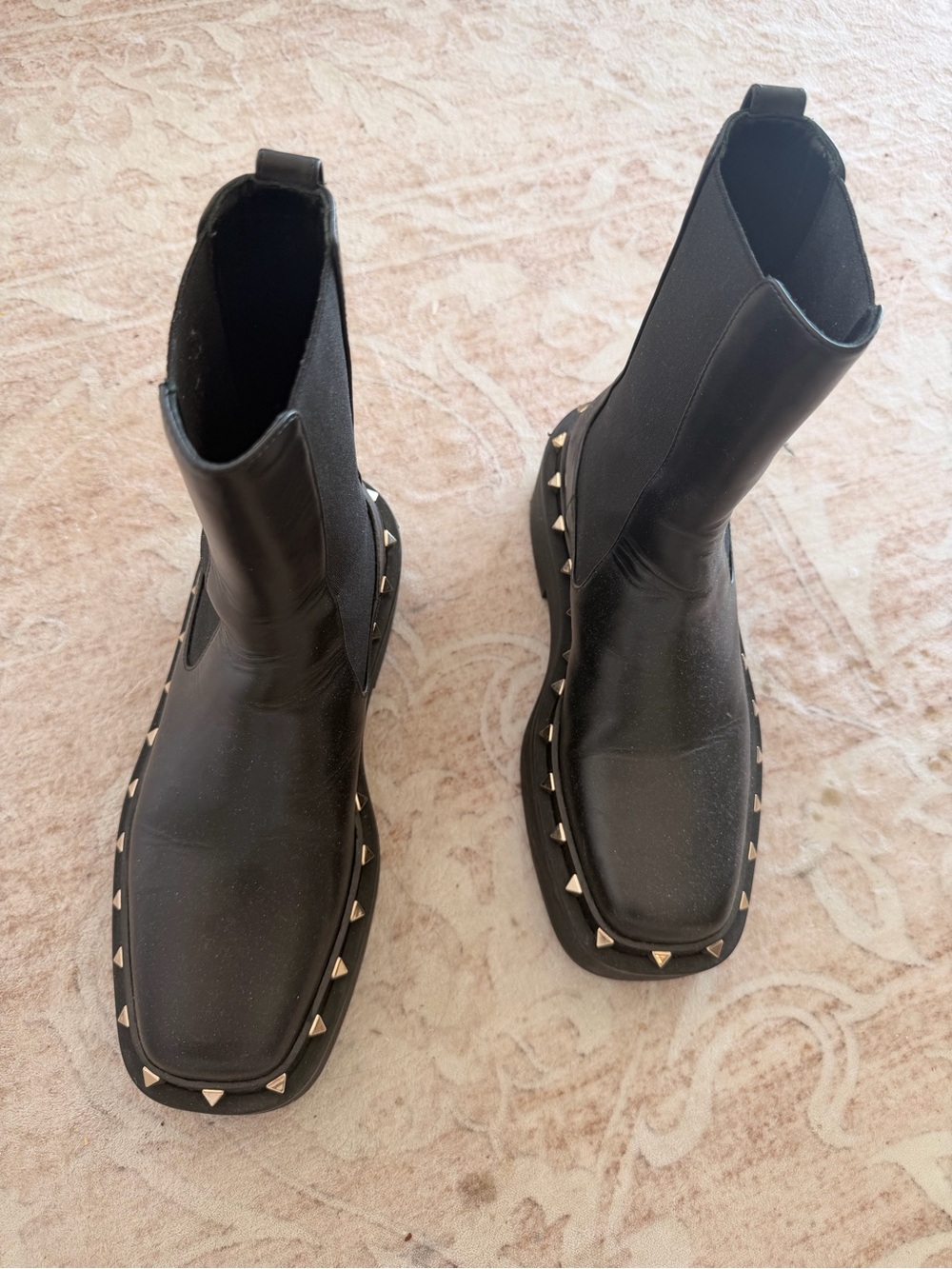 Valentino Garavani Black Leather Stud-Trim Chelsea Boots